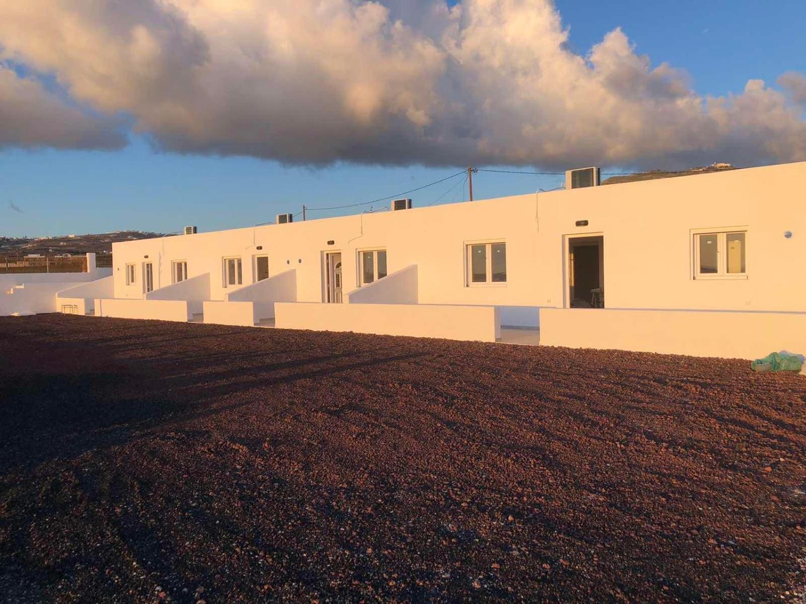 Calma Eco Houses Sunset View Emporio  المظهر الخارجي الصورة