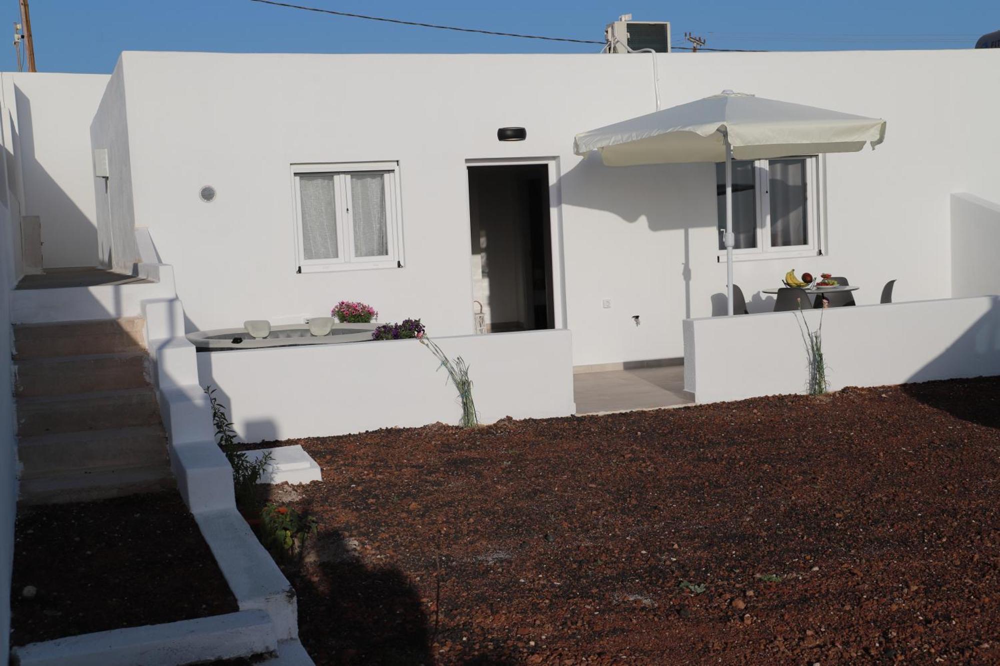 Calma Eco Houses Sunset View Emporio  المظهر الخارجي الصورة