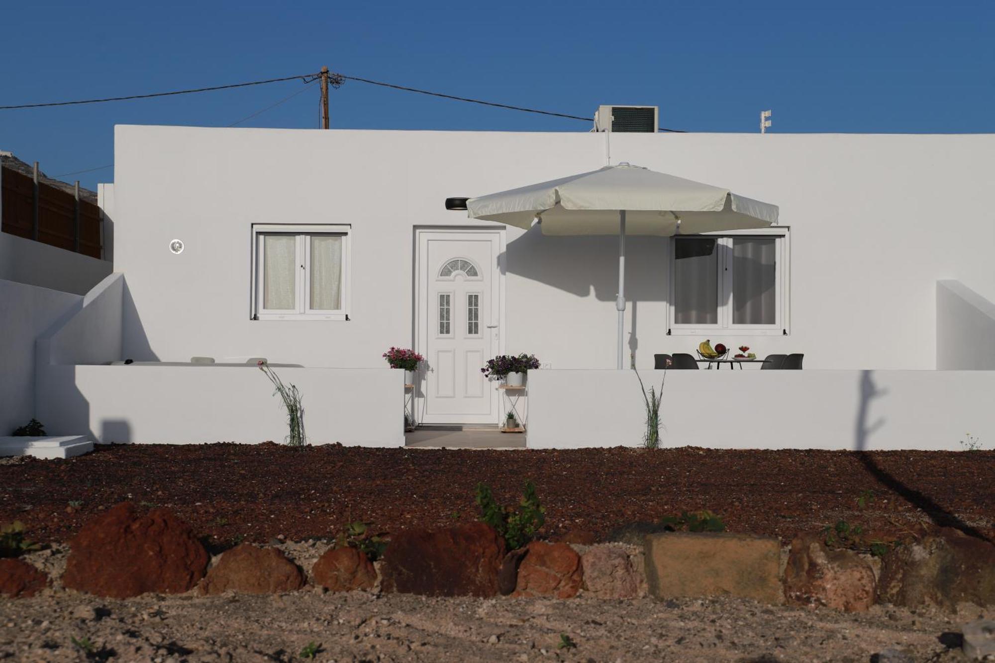 Calma Eco Houses Sunset View Emporio  المظهر الخارجي الصورة